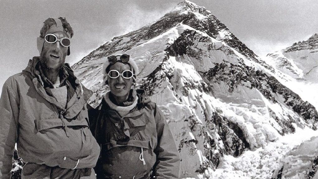 Edmund Hillary y su sherpa en el Everest